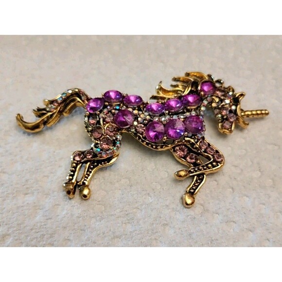 Purple Rhinestone Unicorn Brooch/Pendant 3.25" Wide X 2" Long - Picture 1 of 4